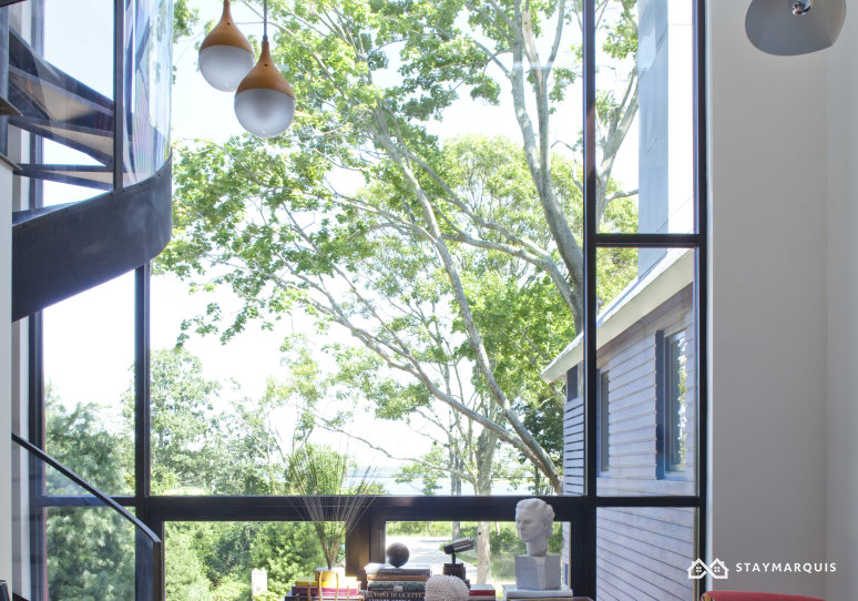 Hamptons Home 1020891