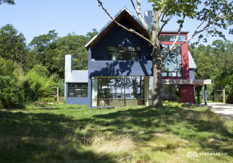 Hamptons Home 1020891