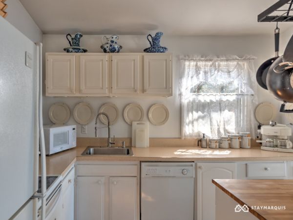 Hamptons Home 1020892