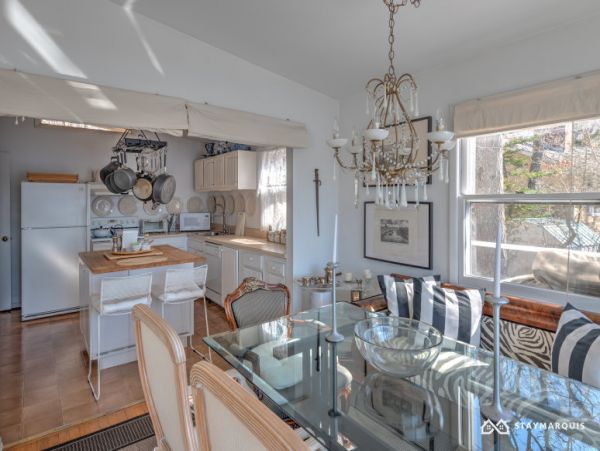 Hamptons Home 1020892