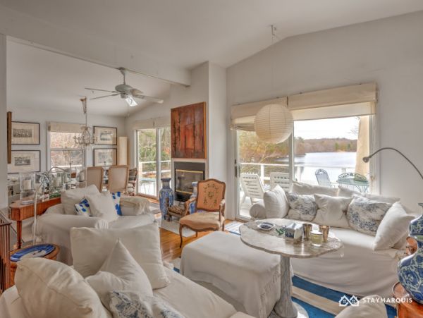 Hamptons Home 1020892