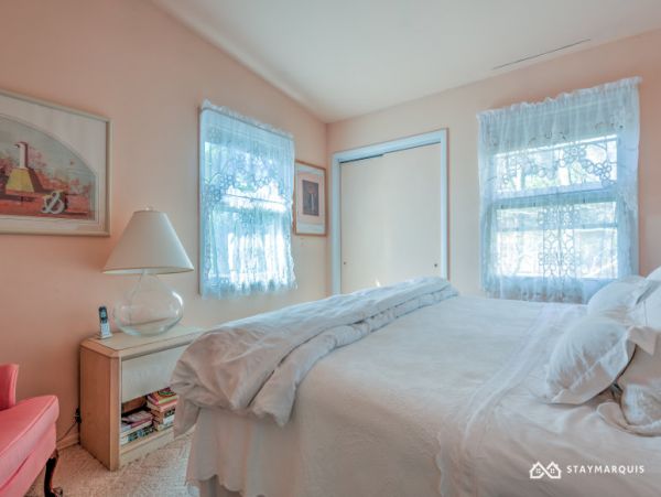 Hamptons Home 1020892