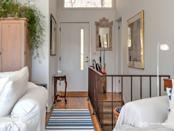 Hamptons Home 1020892