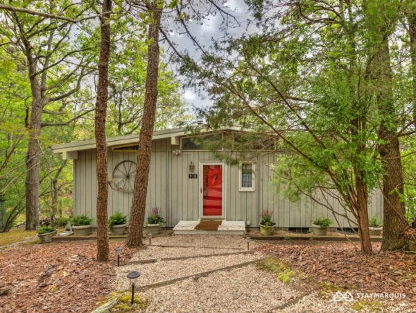 Hamptons Home 1020892