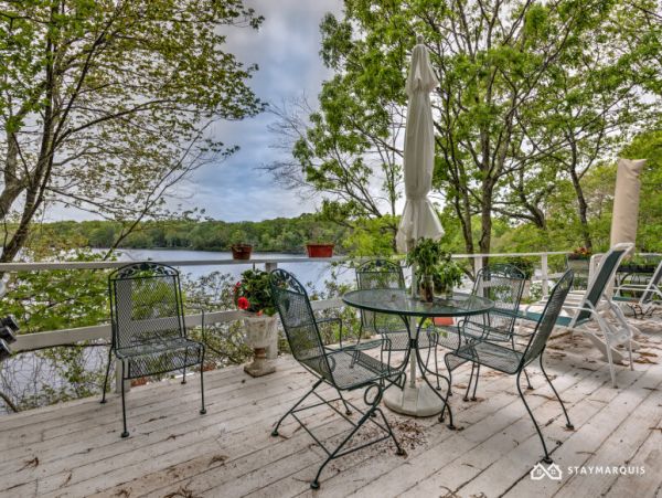 Hamptons Home 1020892
