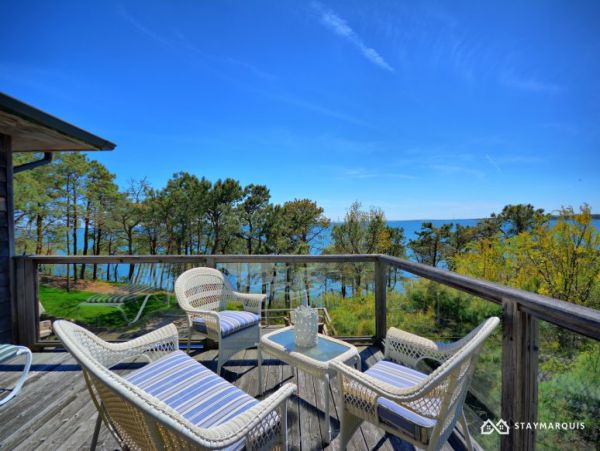 Hamptons Home 1020893
