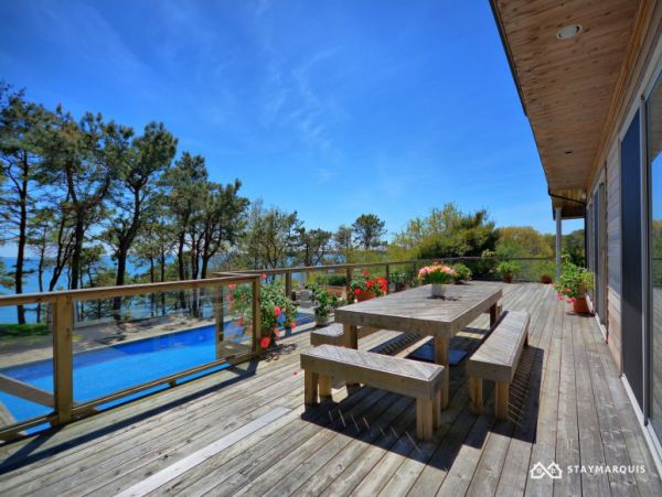 Hamptons Home 1020893