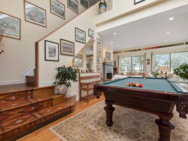 Hamptons Home 1020893