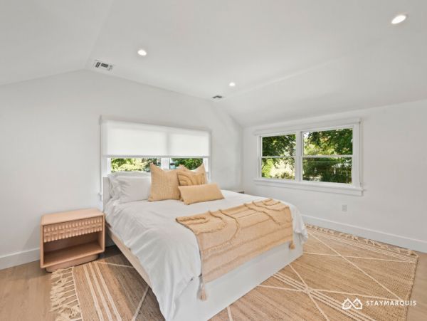 Hamptons Home 1020894