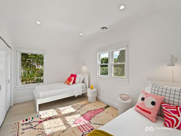 Hamptons Home 1020894