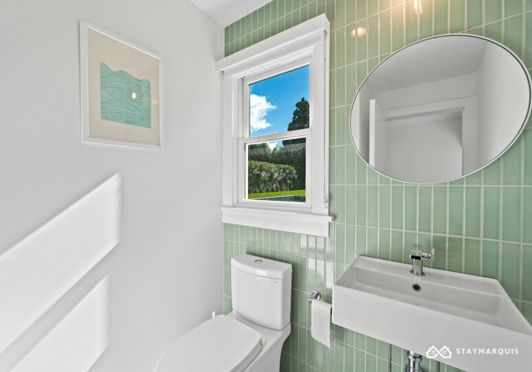 Hamptons Home 1020894