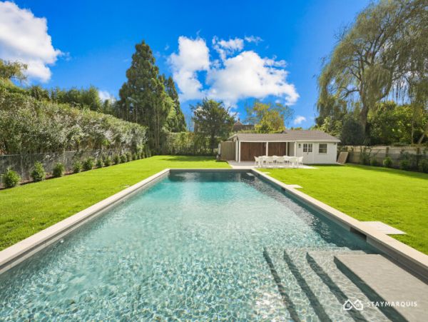 Hamptons Home 1020894