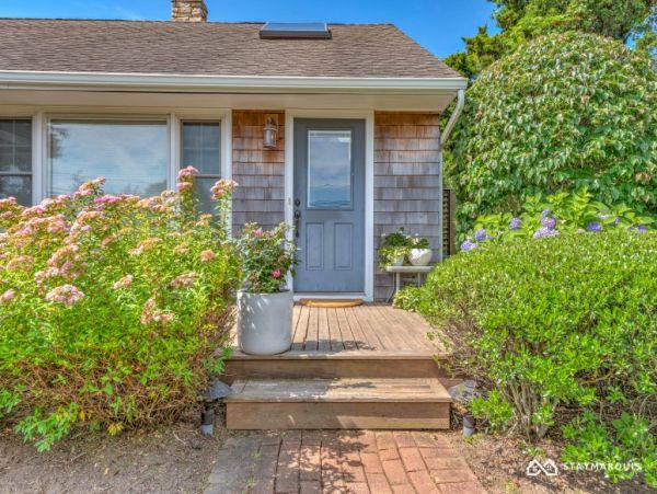 Hamptons Home 1020895