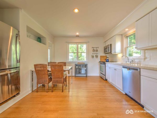 Hamptons Home 1020895