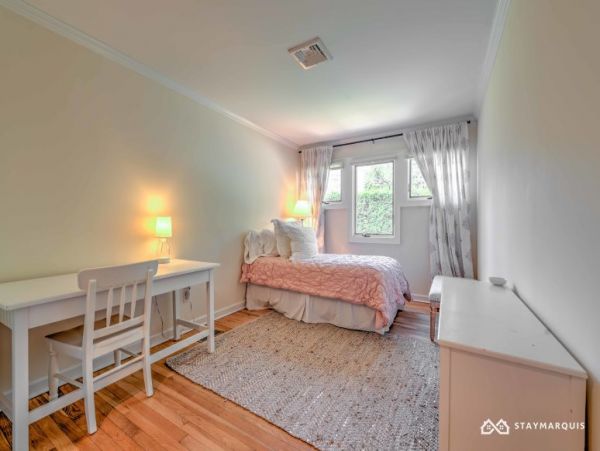 Hamptons Home 1020895