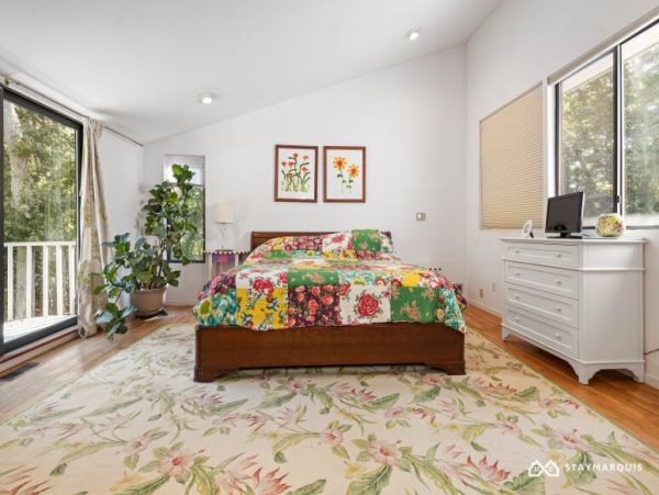 Hamptons Home 1020896