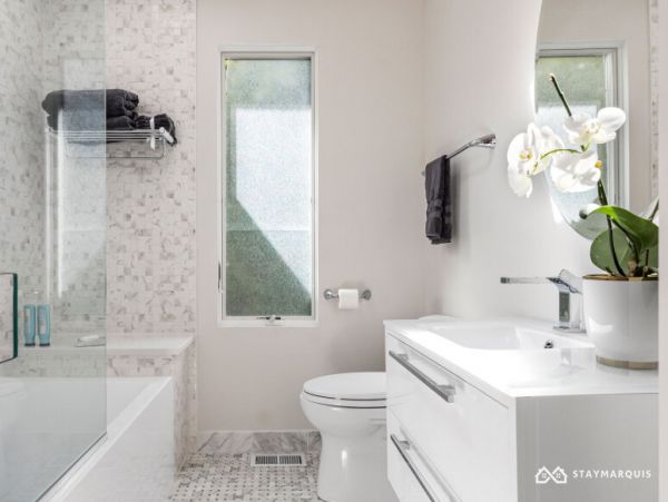 Hamptons Home 1020896