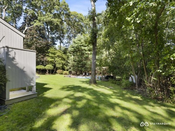 Hamptons Home 1020896