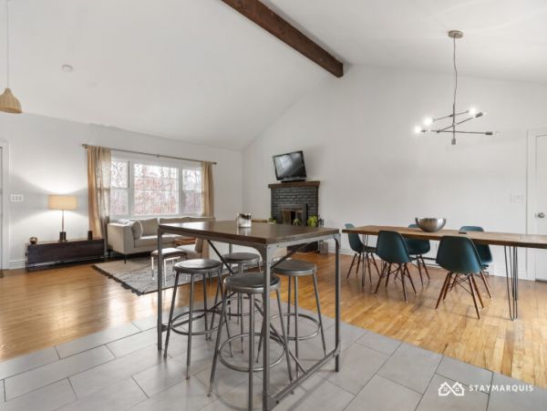 Hamptons Home 1020897