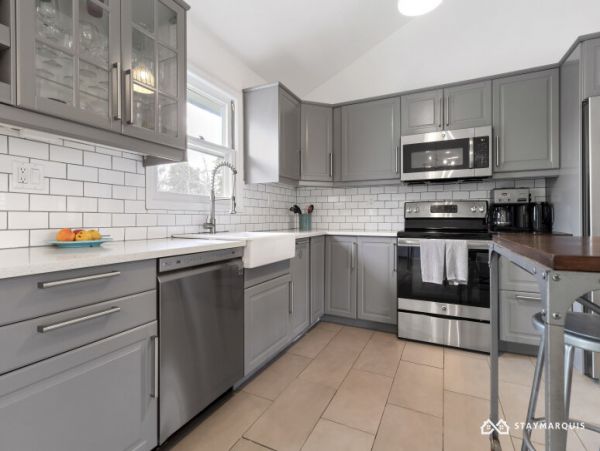 Hamptons Home 1020897