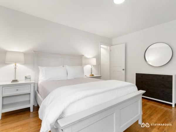 Hamptons Home 1020897