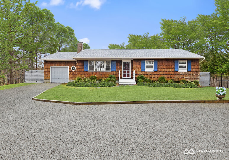 Hamptons Home 1020897