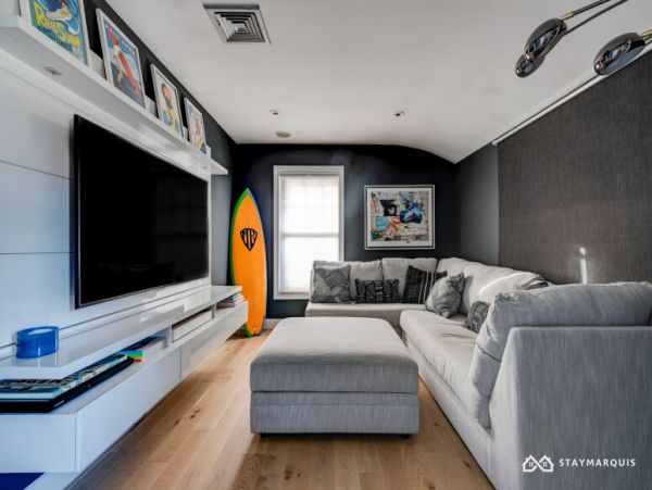 Hamptons Home 1020898