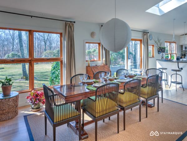 Hamptons Home 1020899