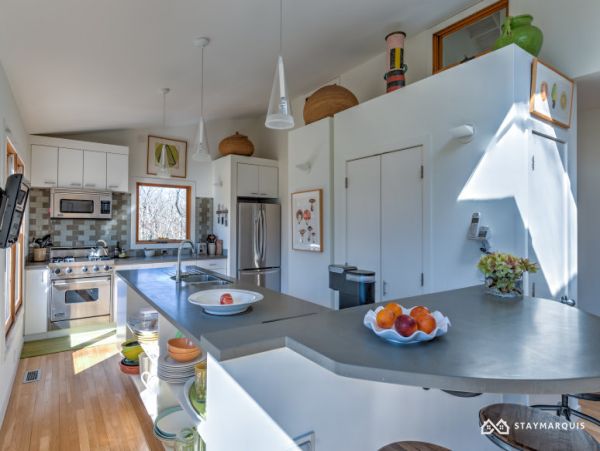 Hamptons Home 1020899