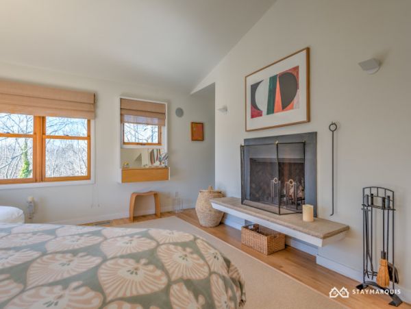 Hamptons Home 1020899