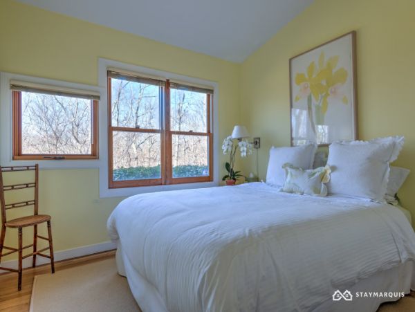 Hamptons Home 1020899