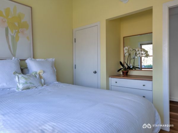 Hamptons Home 1020899
