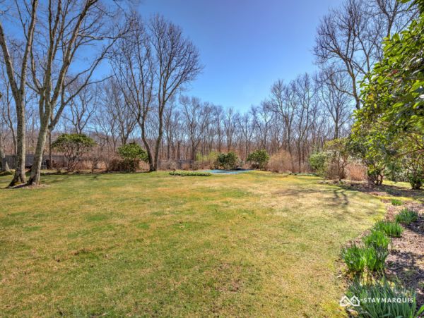 Hamptons Home 1020899