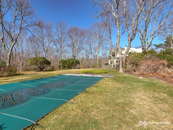 Hamptons Home 1020899