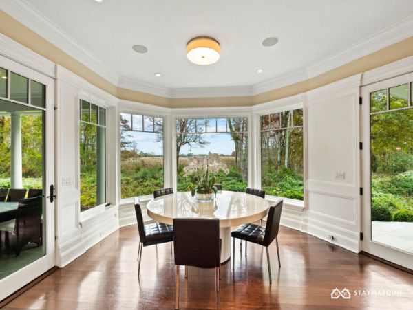 Hamptons Home 1020901
