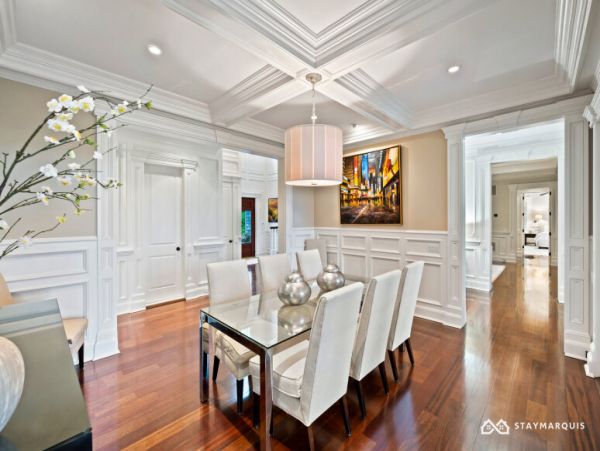 Hamptons Home 1020901