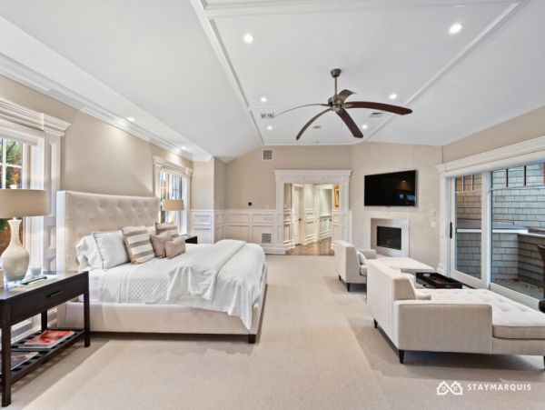 Hamptons Home 1020901