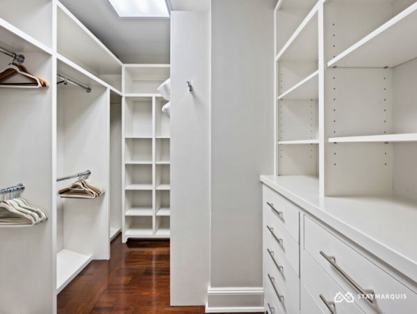 Hamptons Home 1020901