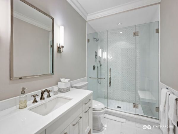 Hamptons Home 1020901