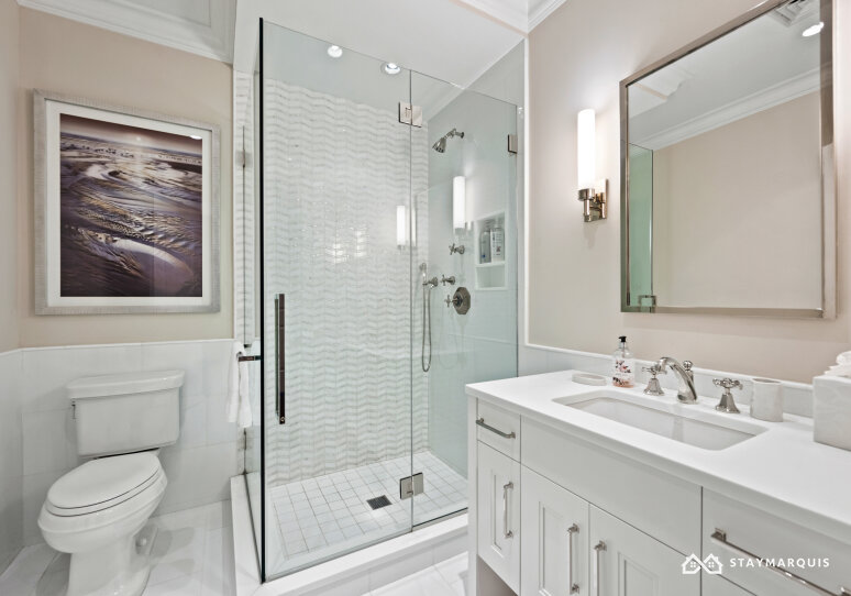 Hamptons Home 1020901