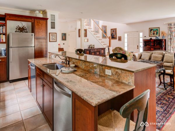 Hamptons Home 1020902