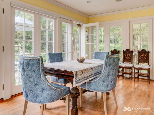 Hamptons Home 1020902
