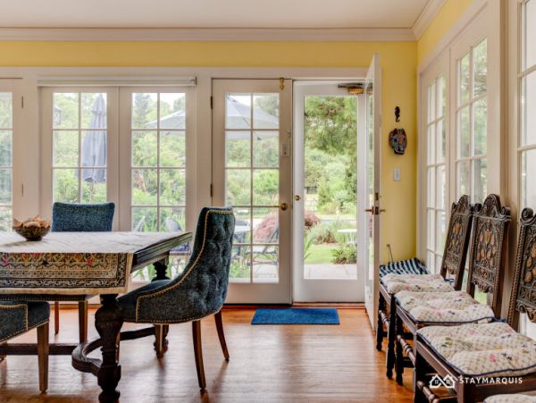 Hamptons Home 1020902