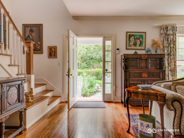 Hamptons Home 1020902