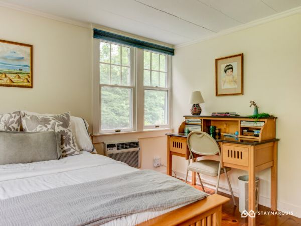 Hamptons Home 1020902