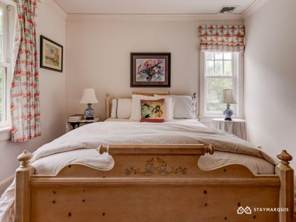 Hamptons Home 1020902