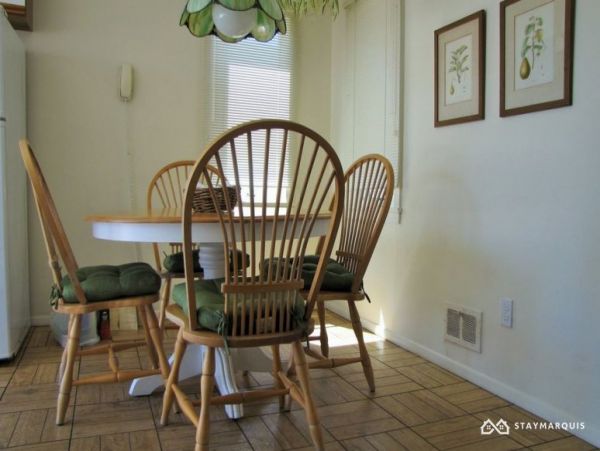 Hamptons Home 1020903