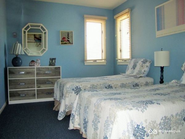 Hamptons Home 1020903
