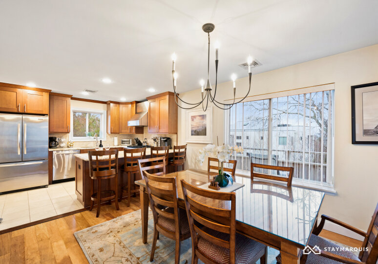 Hamptons Home 1020904