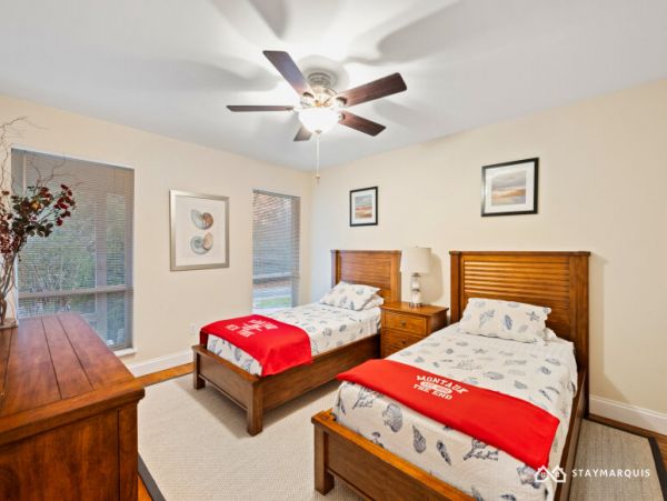 Hamptons Home 1020904